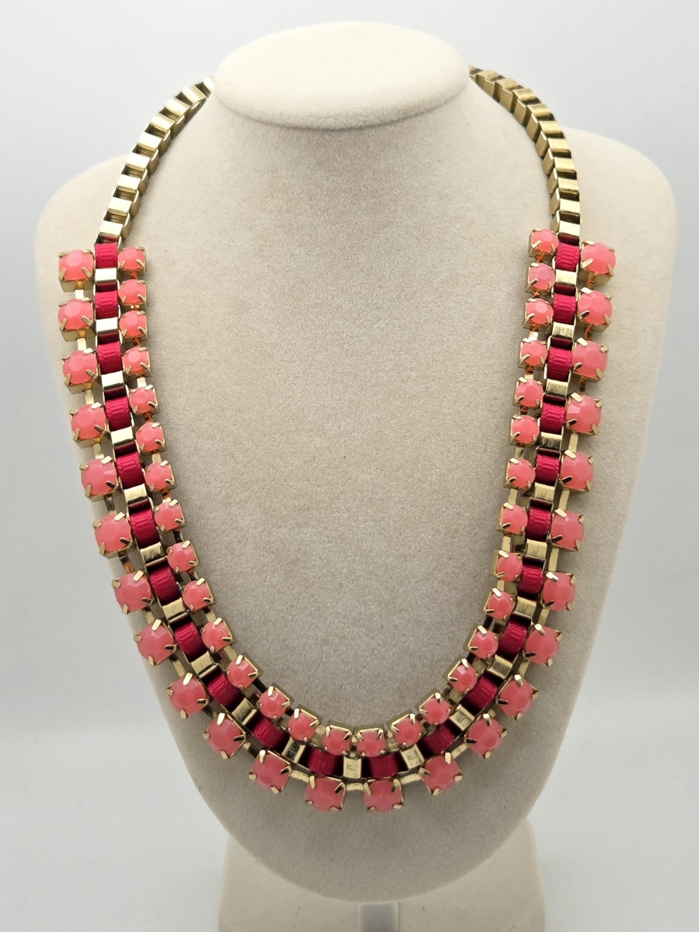 Preppy Chic Pink Cabochon & Magenta Ribbon Gold Tone Collar Necklace